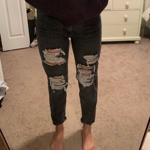 Zara mom Jeans With Rips
